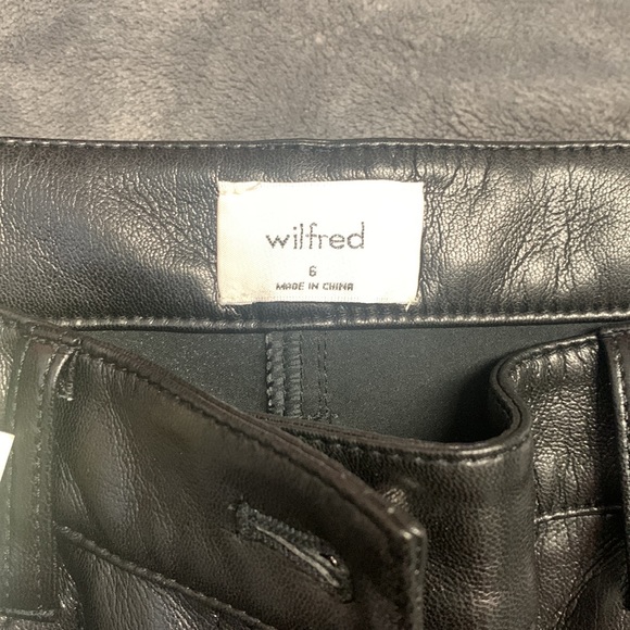 ARITZIA Melina High Rise - Straight leg vegan leather pants - Picture 3 of 5